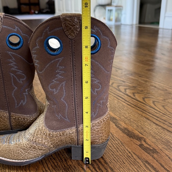Ariat Kids Boots in Brown and Blue - Picture 11 of 12